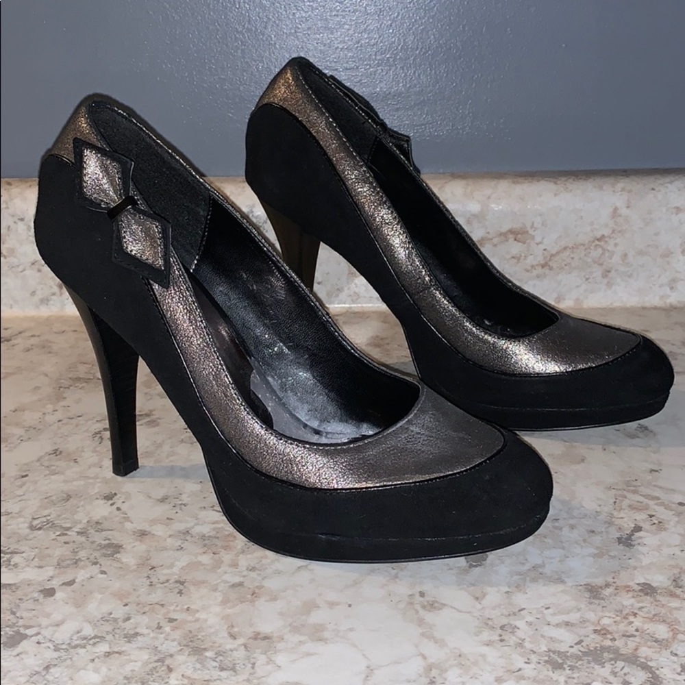 Bakers Heels Size 8M (Hope)